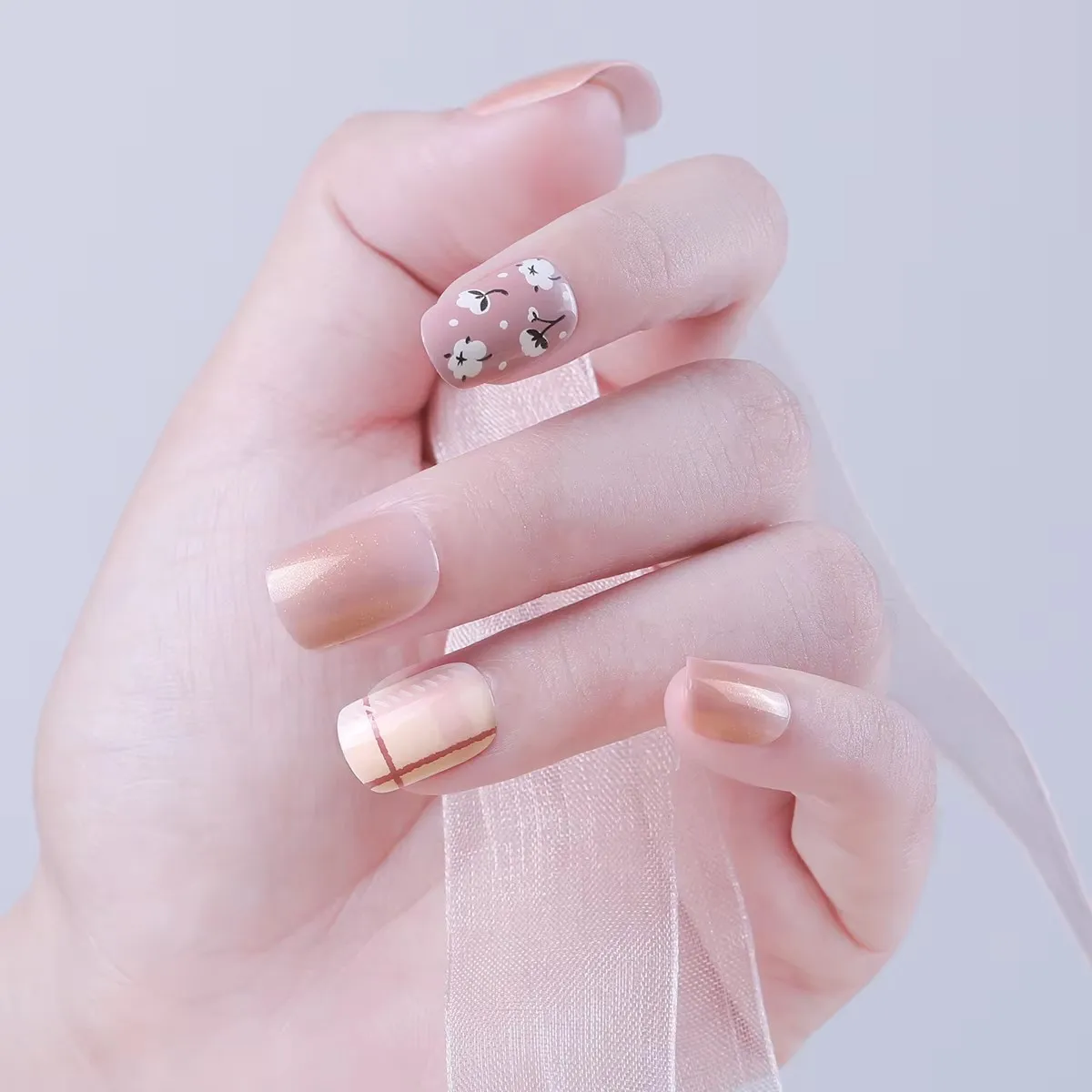 

Fengshangmei Hot Selling Short Square ABS Press-On Nail Tips with Glue Full Cover for Women's Daily Wear