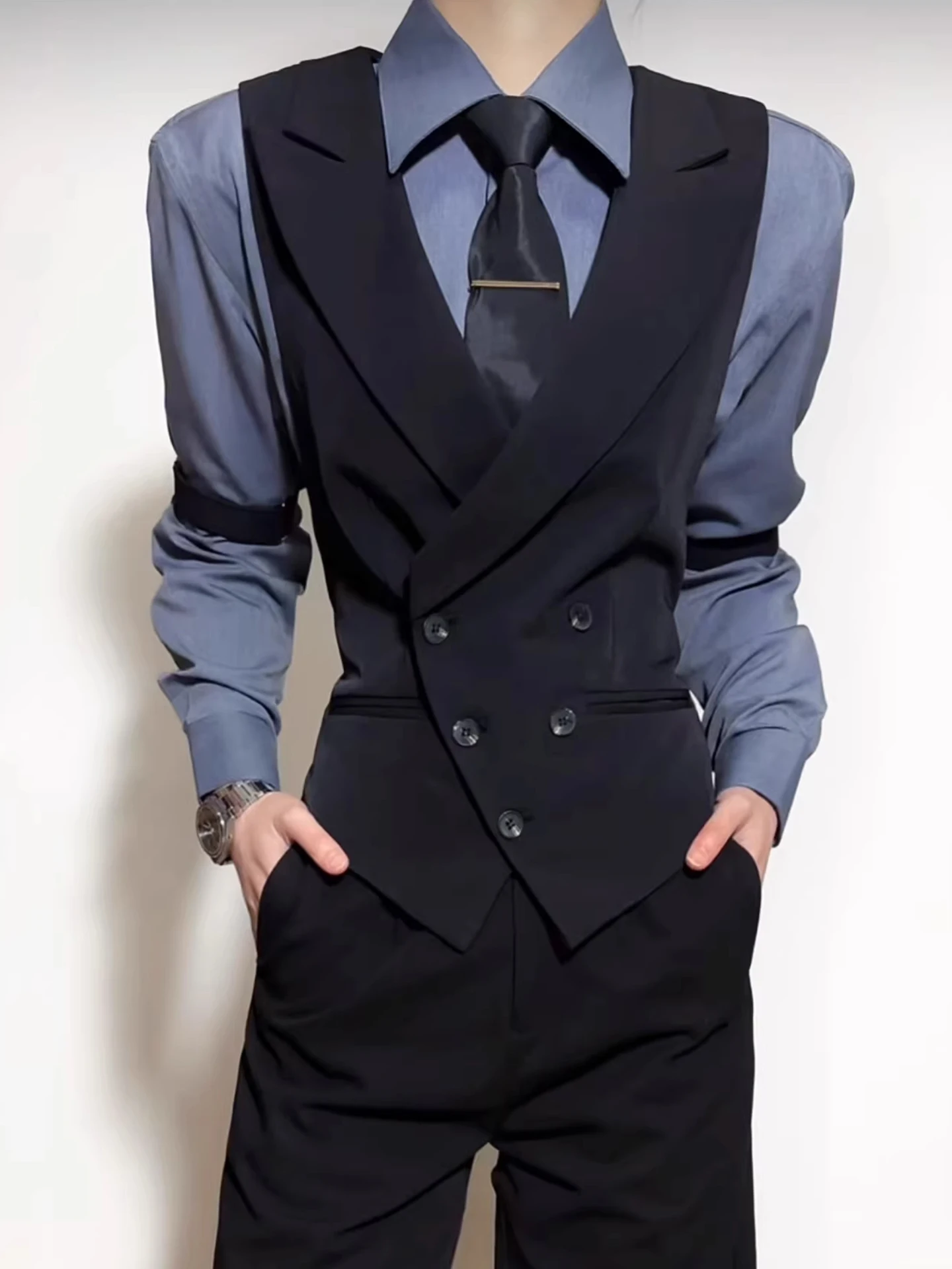 

Versatile V-Neck Three-Piece Set Unisex Layering Vest High-End Feeling Standard Fit Lightweight Polyester Fiber All Seasons