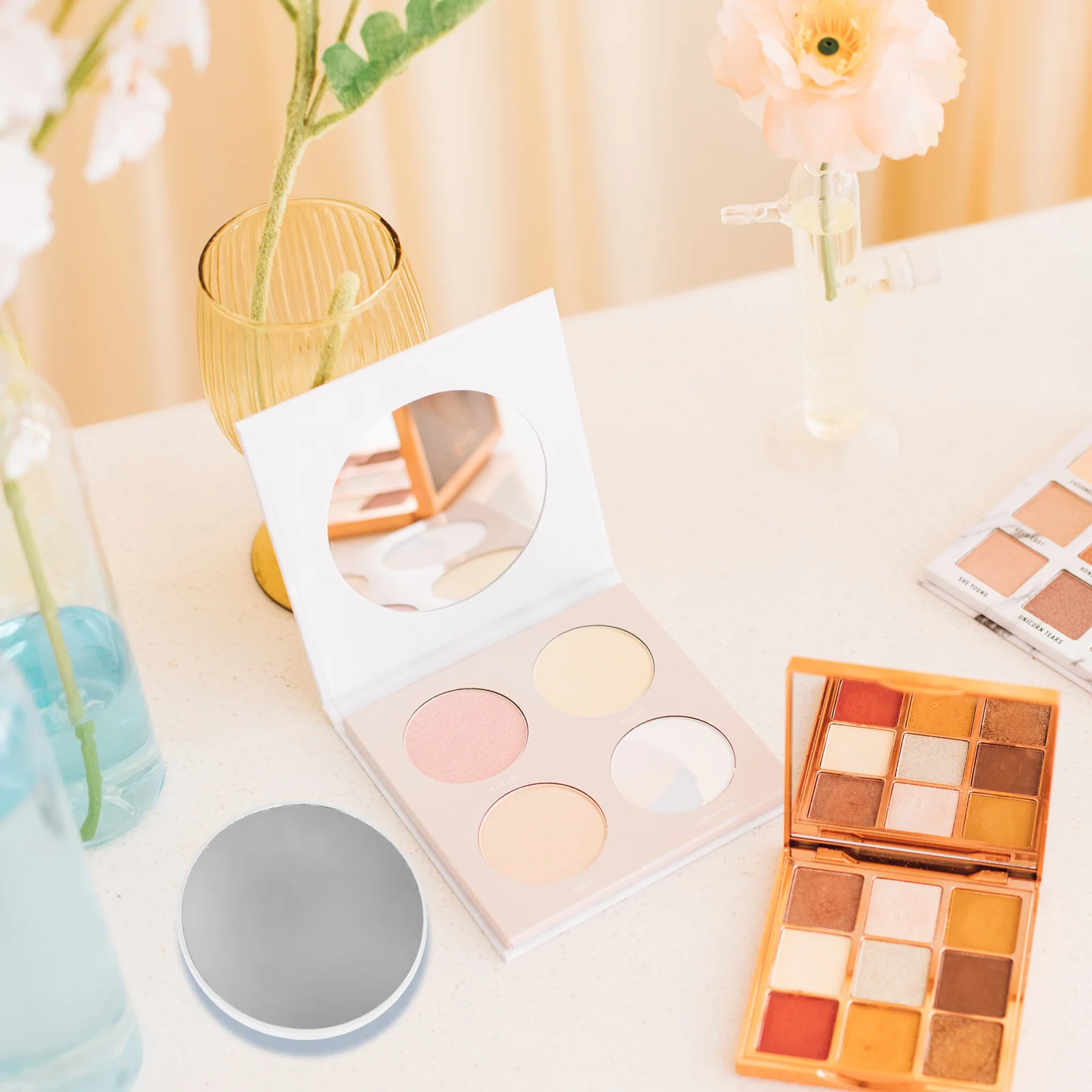 2Pcs 15x Magnifying Makeup Mirror Suction Cup Non-Skid Bathroom Mirror Practical Gift for Women White