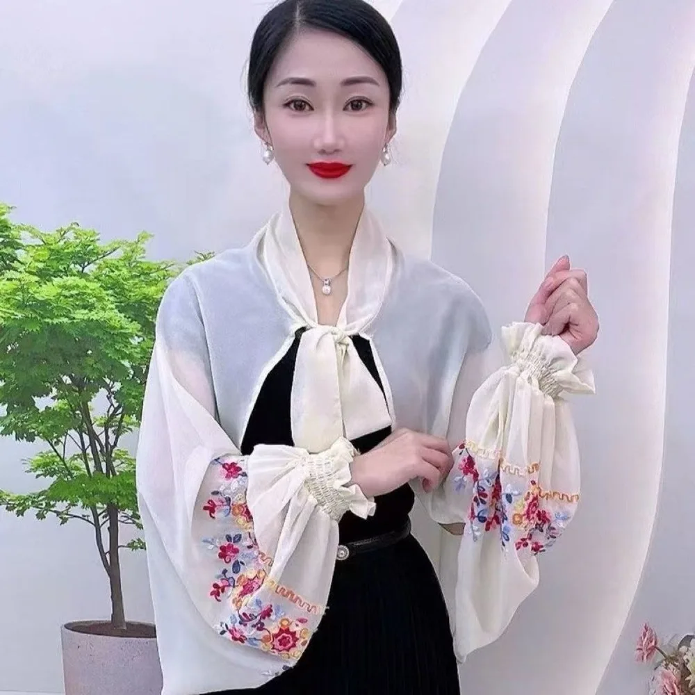 

Fashion Breathable Flower Shawl Long Embroidered Sunscreen Scarf Thin Sunshade Seaside Vacation Cloak Gift