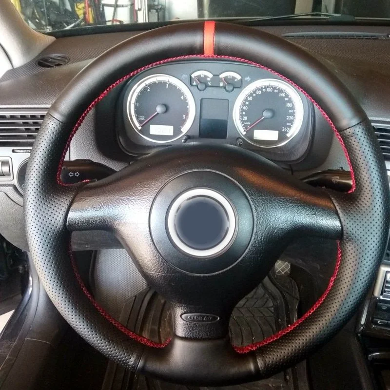 For VW Golf 4 MK4 1998-2002 2003 2004 For Passat B5 1996 -2005 Old Car Steering Wheel Cover Trim Black Leather with Green strip