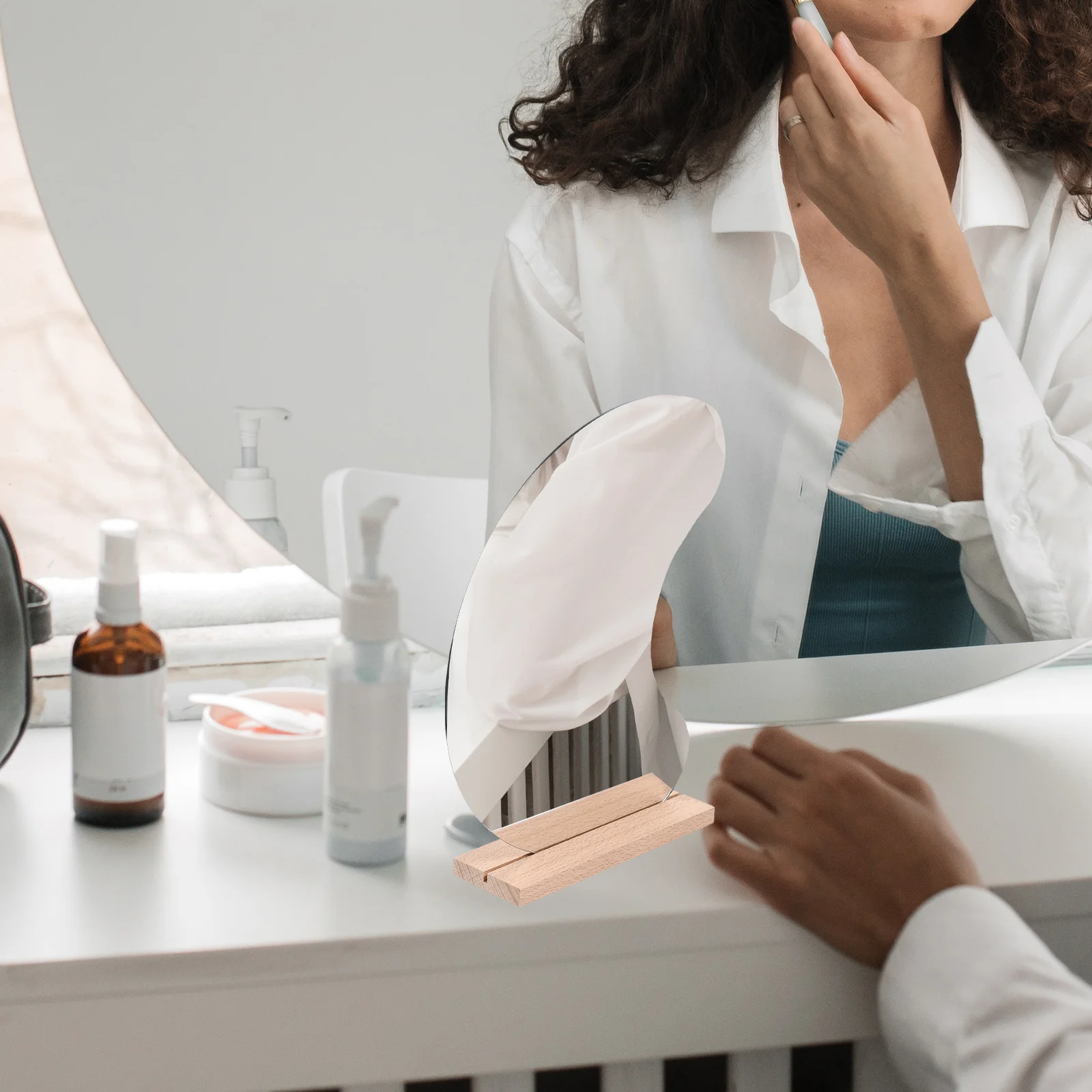 Acrylic Makeup With Wooden Base Irregular Shape Standing Desktop Vanity For Bedroom Table Decor Portable Swivel Tabletop