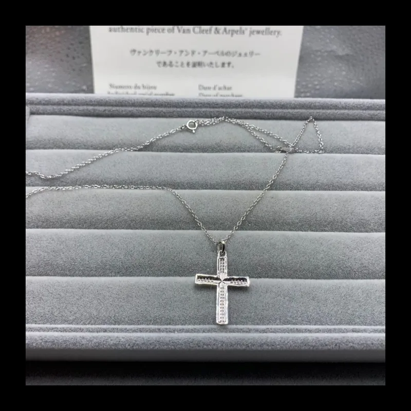 

Hot Selling S925 Sterling Silver Trend Fashion Cross Pendant French Regular Full Diamond Necklace Women