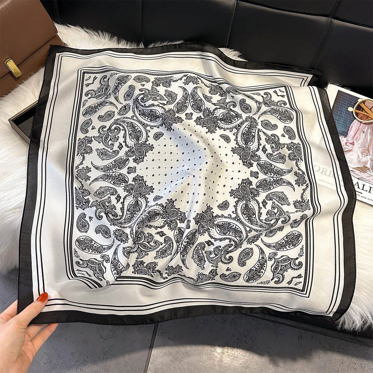 Bufanda cuadrada de seda de 70x70cm para mujer, pañuelo para el pelo con cuello de satén a la moda, Foulard femenino, estolas de playa, bufandas Hijab, Pareo