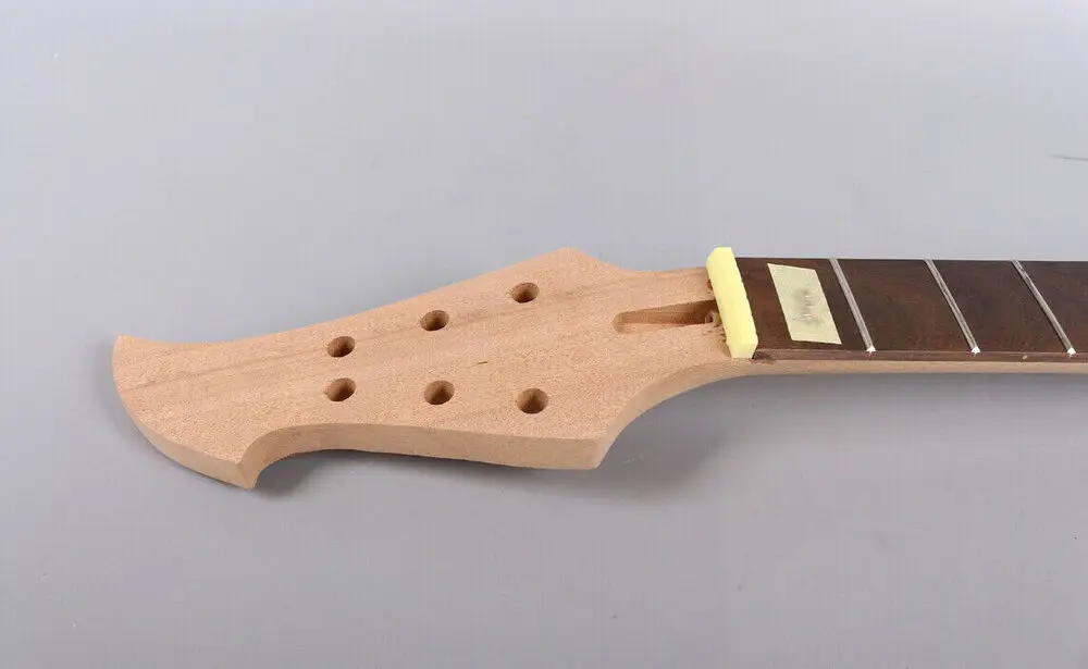 

22 Fret Guitar Neck Rosewood Fretboard No Inlay Unfinished 30 Inch Scale Bolt on Style Guitar Replacement Fire Bird Head