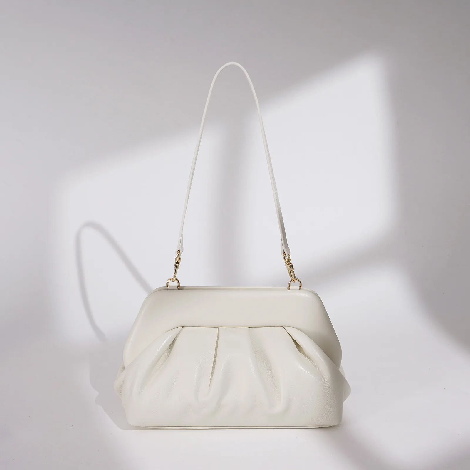 Simple Sheepskin Cloud Bag Fashion Shoulder Bag Elegant Women's Crossbody Bag New Commuter Temperament For Women Bag