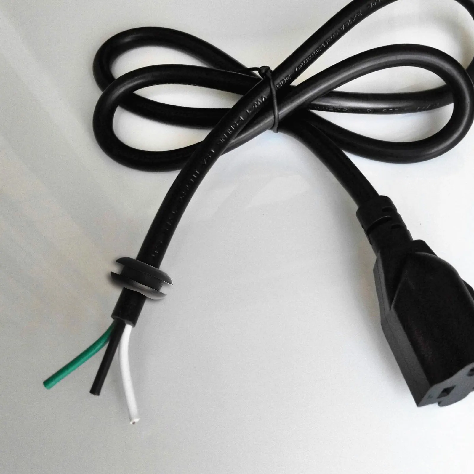 

100Pcs Rubber Wire Grommet Protector O-Ring Hole Grommets Vibration Absorbing Cable Insulation Protective Clips