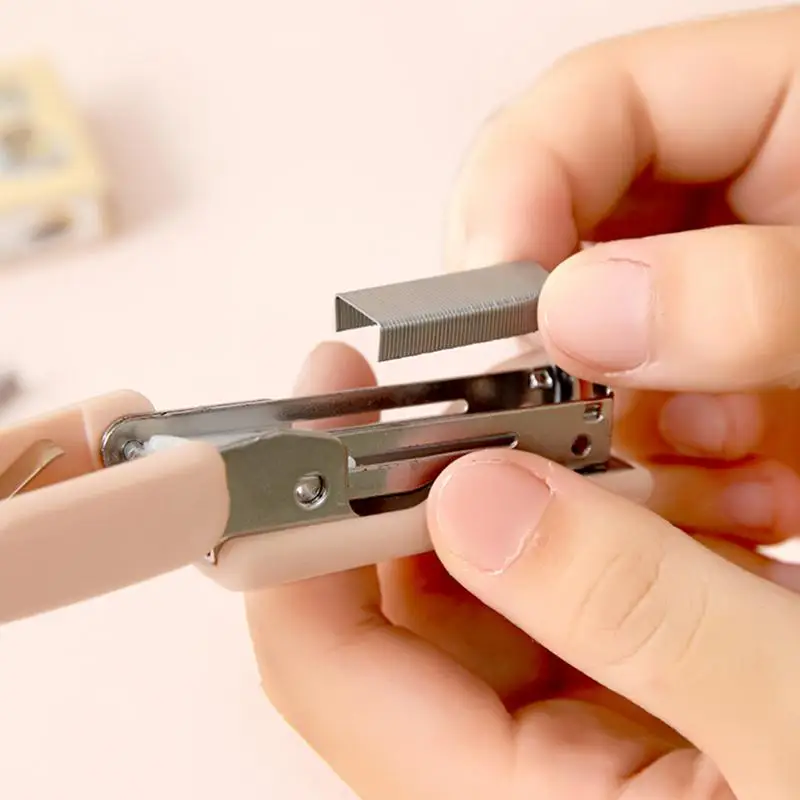 Mini Stapler Set With Staple Cute Capybara Pattern Desktop Stapler Child School Workplace Handheld Stapler Stationery Supplies