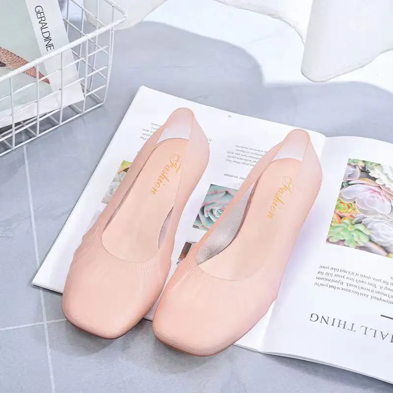 Women\'s Summer Anti Slip Rubber Shoes Transparent And Wear-Resistant Rain Shoes Jelly Shallow Cut Summer High Heels Water Shoes