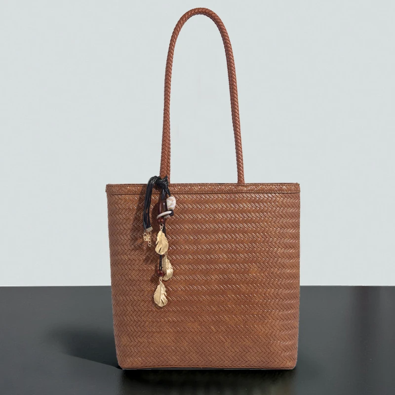 

Vintage Tote Bags For Women Luxury Designer Handbags Purses 2025 New In PU Imitation Braided Embossment Flower Underarm Shoulder