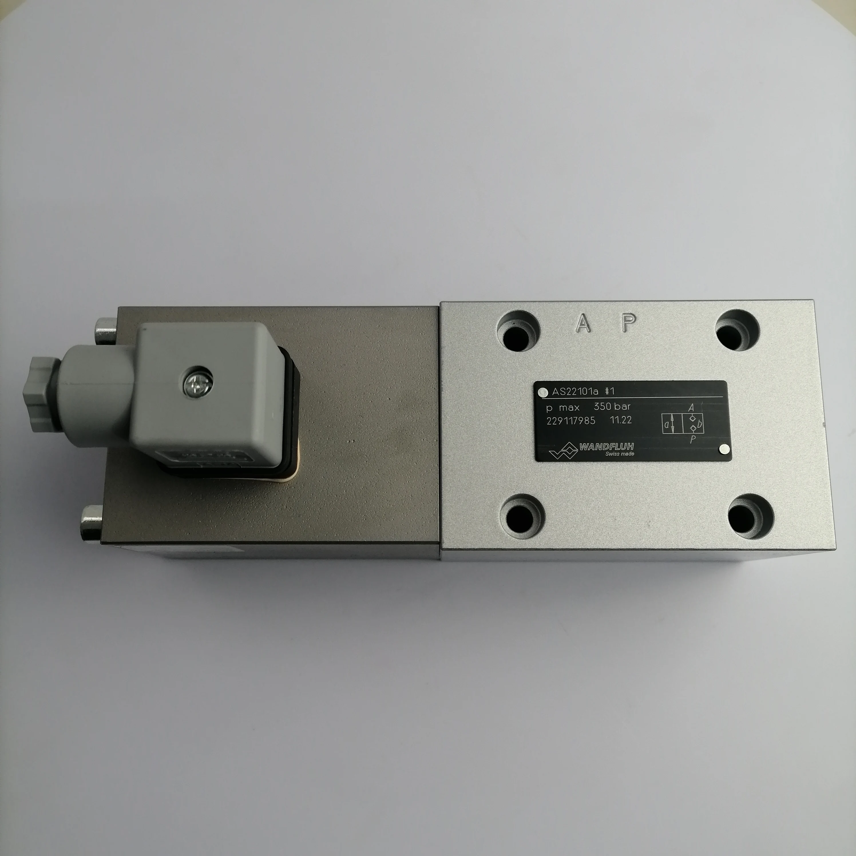 Válvula de popa operada por solenóide WANDFLUH AS22101a-R230