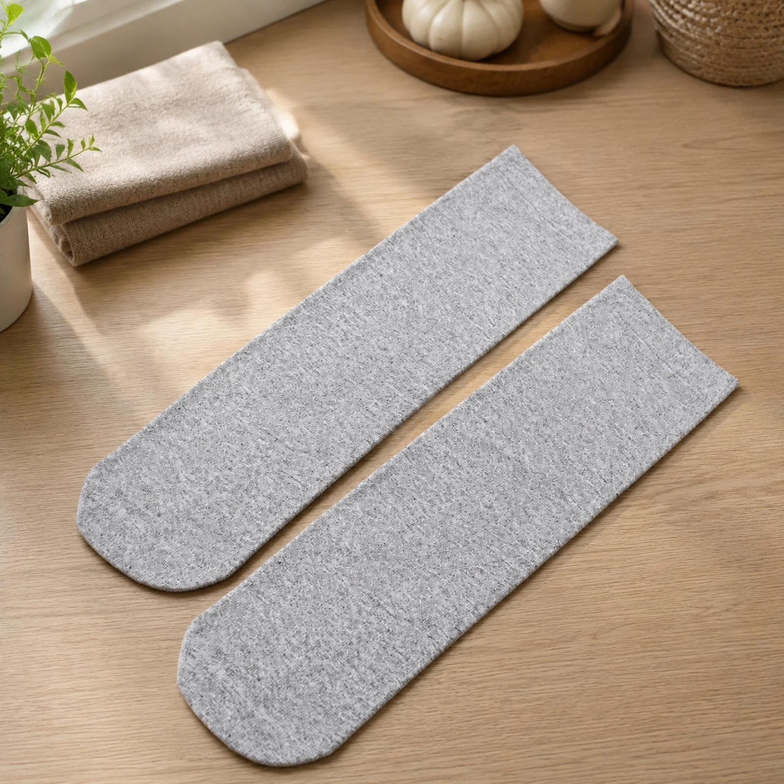 2 Pieces Cylindrical Prosthetic Sock Elastic Below-Knee Prosthetic Sock Sleeve Residual Limb Protector Adhesive-Complimentary