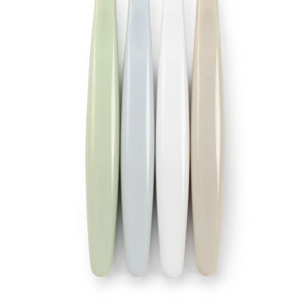 

4pcs Anti-Bleeding Bristle Toothbrush Natural Antibacterial Handle Ergonomic Fine Hair Plastic Toothbrushes Strong Cleansing