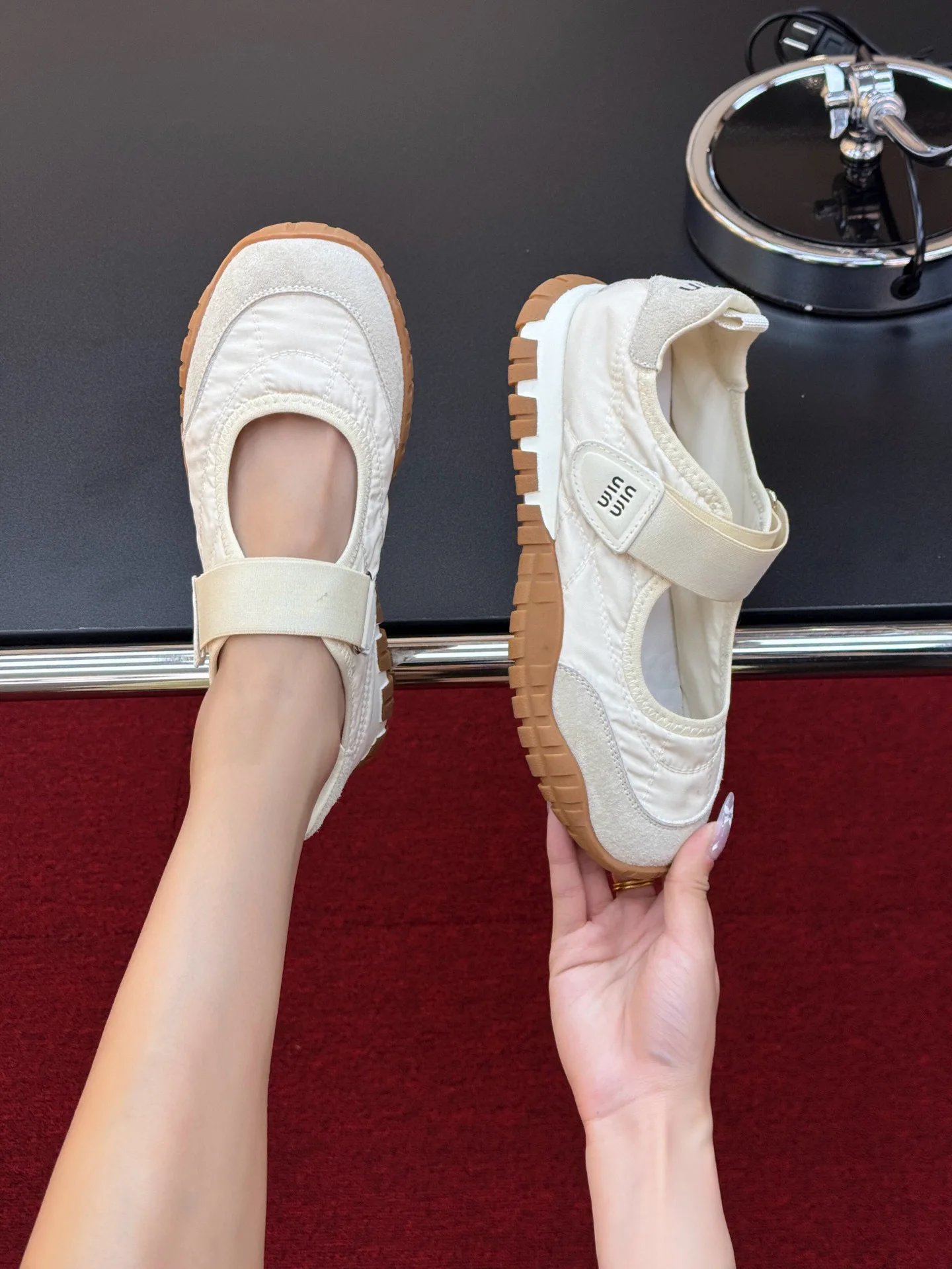 

Весенние женские туфли Мэри Джейн на липучке, универсальные женские кроссовки на толстой подошве во французском стиле, спортивные повседневные кроссовки