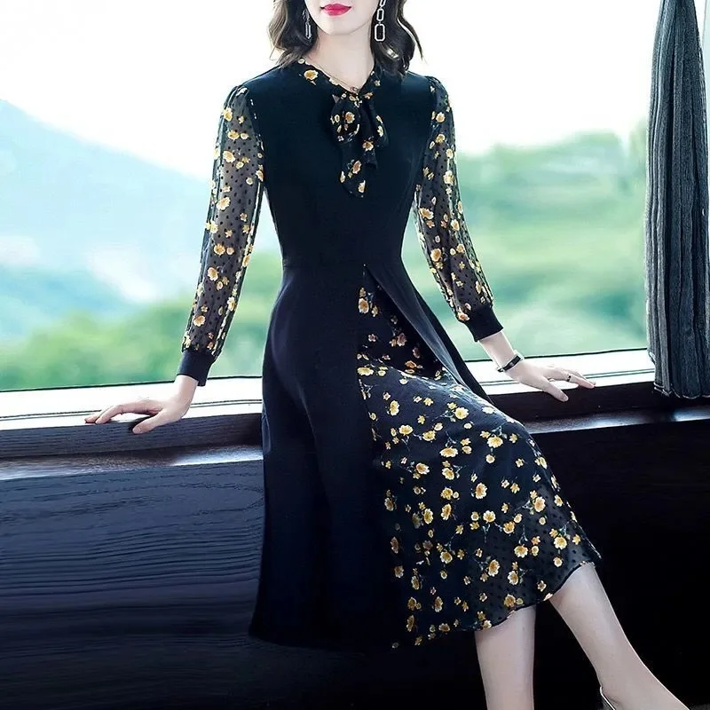 Middle-Aged Female Temperament Mother Autumn Dress 2023 New Dress Noble Temperament Rich Woman too False Two Skirt Printing Z555