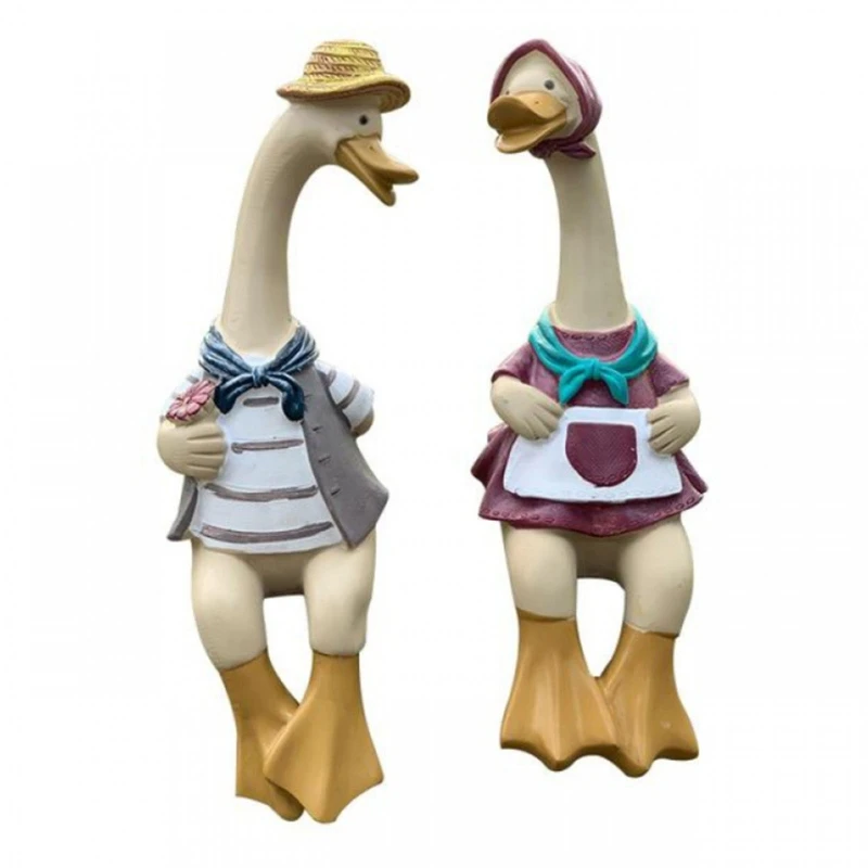 

2Pcs/Pair for Creative Resin Couple Duck Statues Ornaments Funny Animal Sitting Sculpture Figurines Desktop Decor for Home