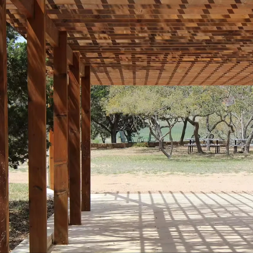 

Польская уличная пергола-беседка X-Cost Louvre 4x6 из ДПК с алюминиевым навесом и мотором, биоклиматическая, для сада