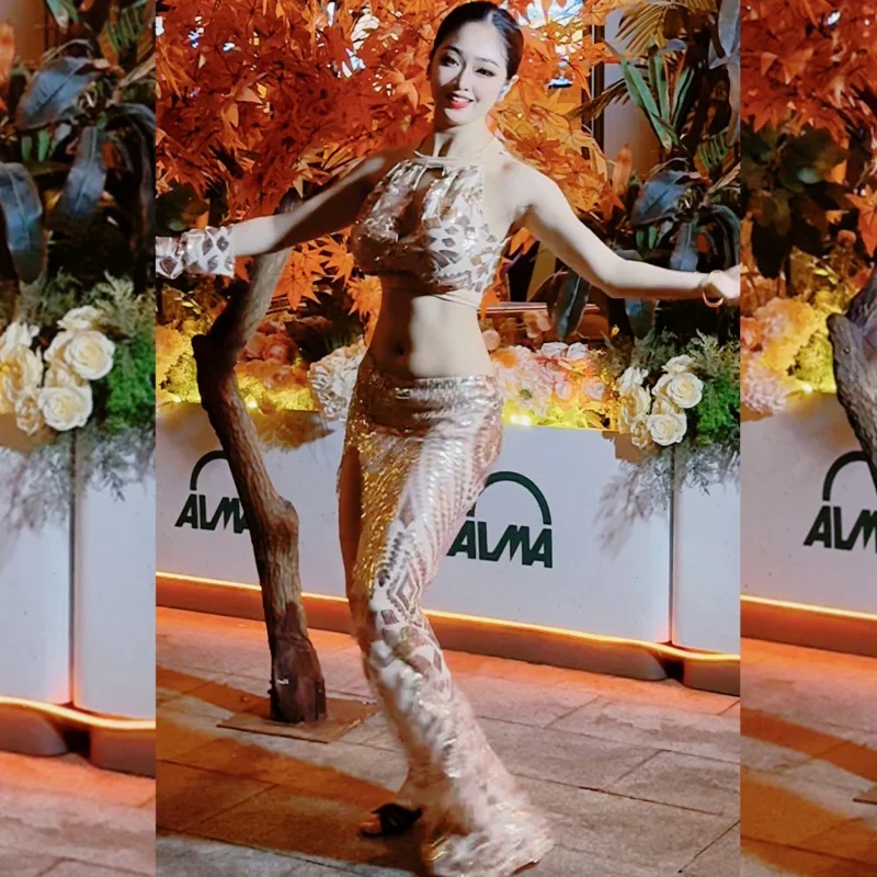 Costume da competizione di danza del ventre per donna Top senza schienale con paillettes di fascia alta + gonna lunga divisa 2 pezzi Set di performance di danza del ventre per adulti