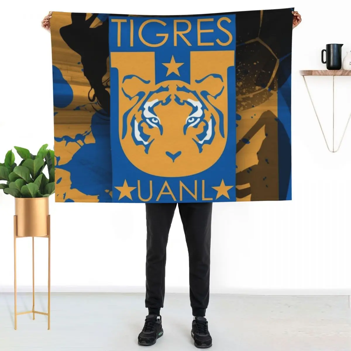 

Tigres de la UANL Throw Blanket Soft Warm Blanket Gift for Men Women Adults