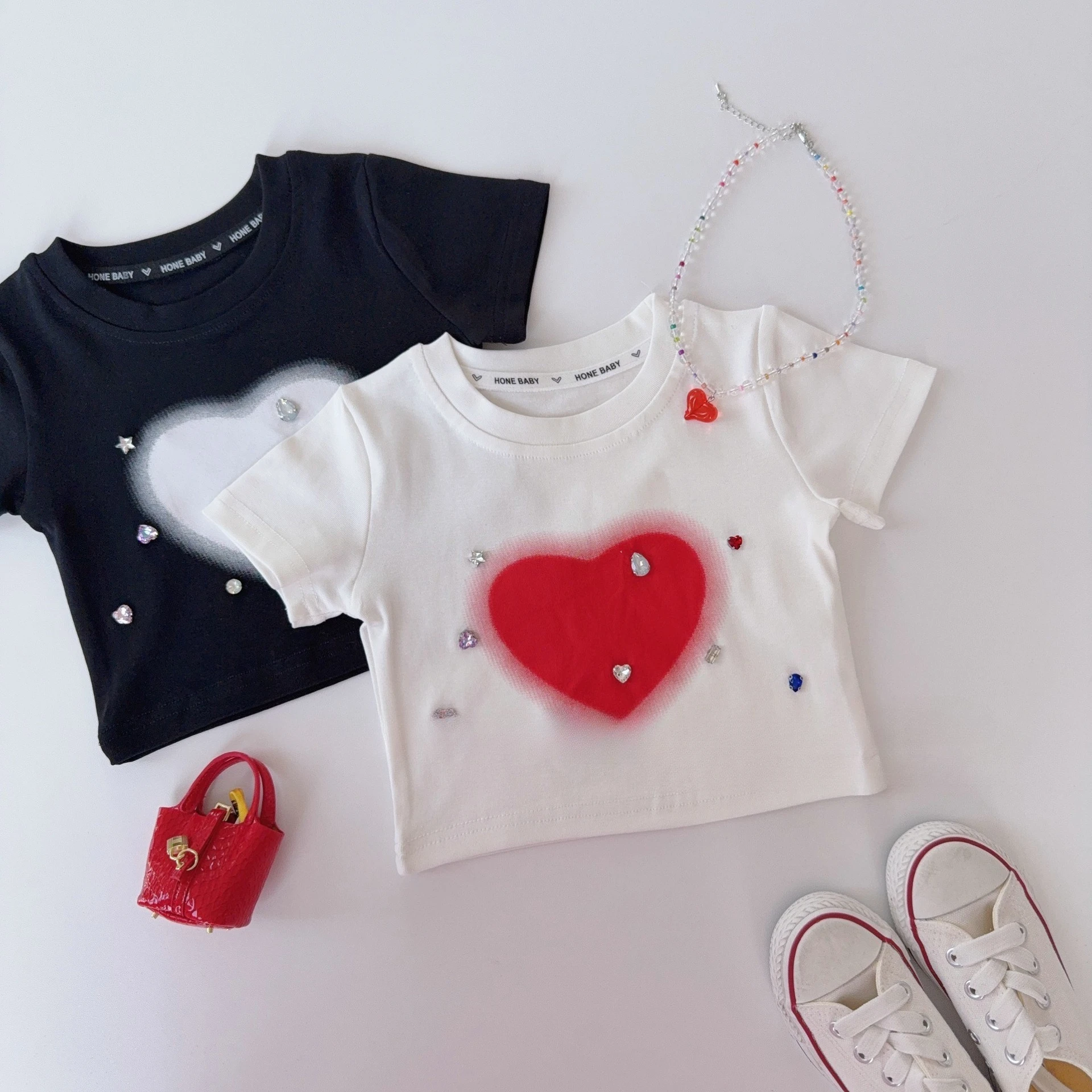 2025 Kids Summer T-Shirt - Heart Print with Multicolor Rhinestones Chest Cotton Playwear Kids Short Sleeved Shirt