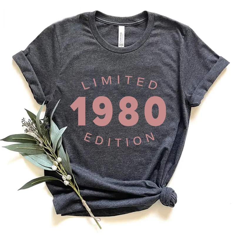 Ladies T-Shirt Born in 1980 To 1989 Limited Edition Women's Vintage TShirt Comfort Colors 40th Birthday T-Shirts Soft Casual Top