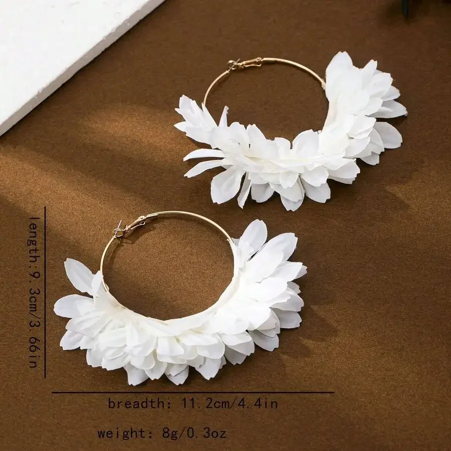 

Elegant 3D Floral Hoop Earrings For Women