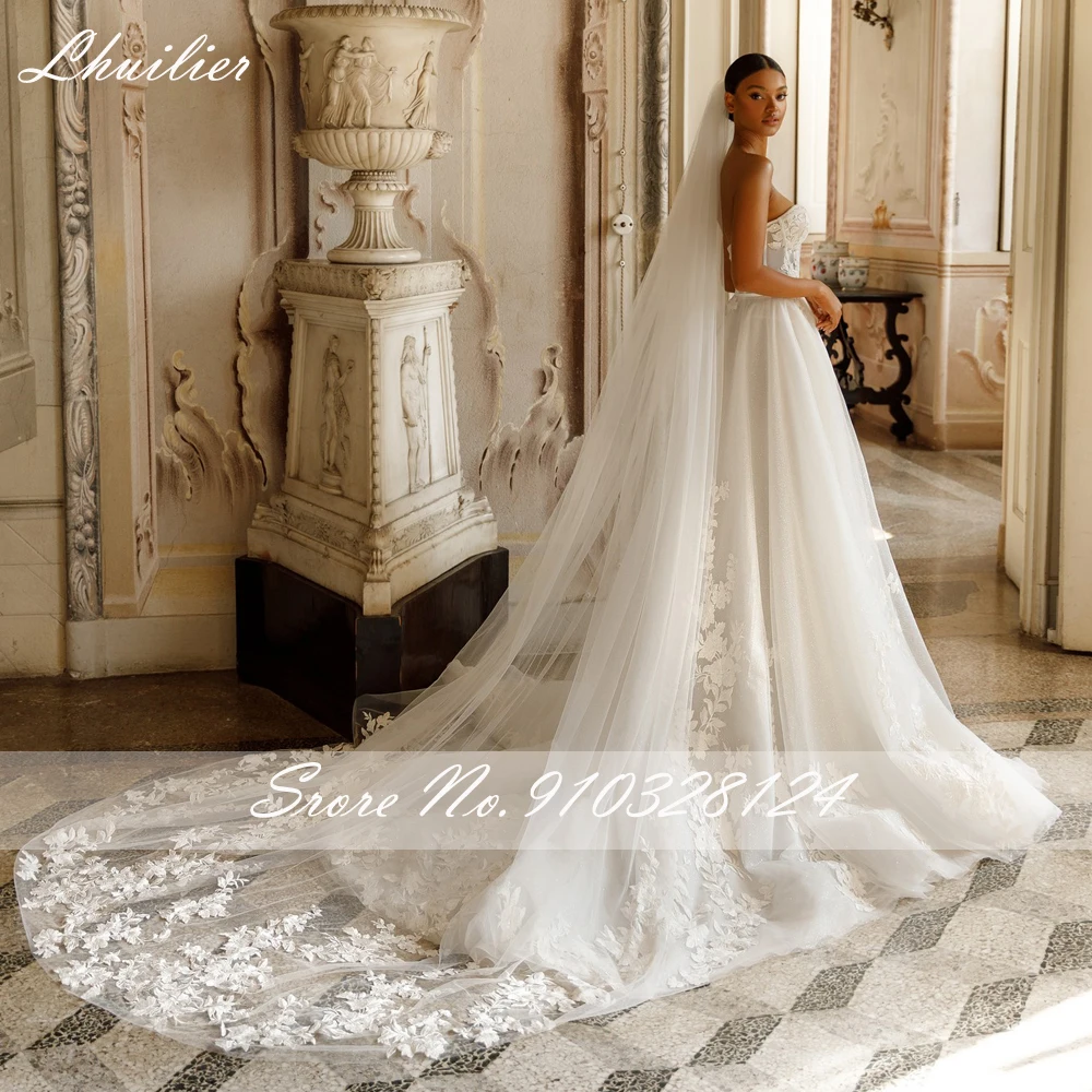 Lhuilier Elegant A Line Strapless Tulle Wedding Dresses Sleeveless Lace Appliques Bridal Gowns with Court Train