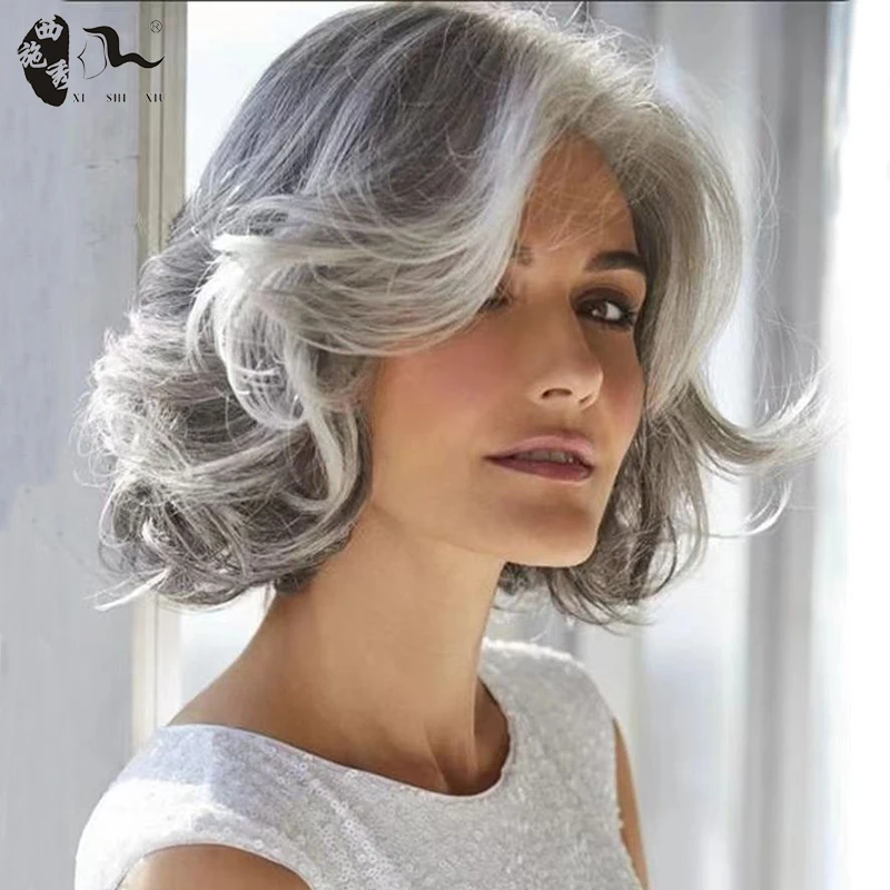 Short Silver Grey Natural Wavy Bob Hair Synthetic Wig For Women Side Part Heat Resistant Fiber Layered Hair Mommy Daily Use Wigs