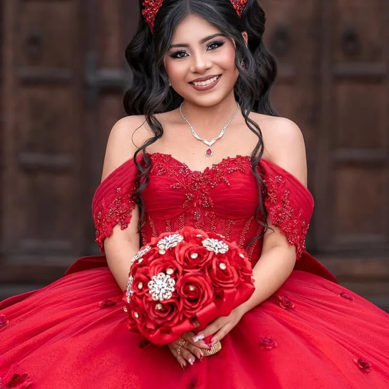

Розовое платье Quinceanera с открытыми плечами и кристаллами, длинный хвост, бант, 3D цветок, платья de 15, Quinceanera ﻿ Настроить