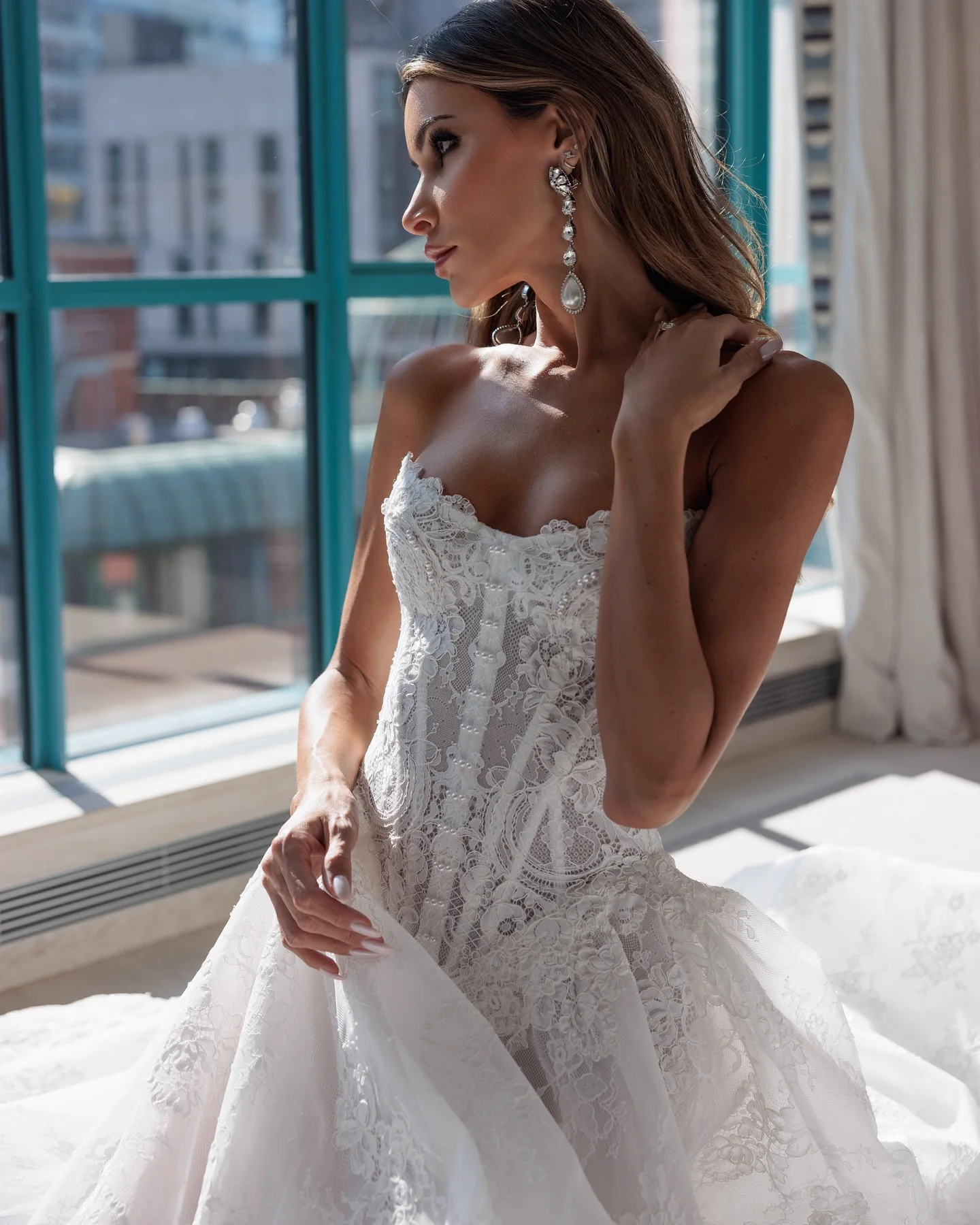 Sharon Said Elegant White Lace A-Line Wedding Dress with Bolero Jacket Basque Corset Vintage Boho Bridal Gowns SW021 Customized