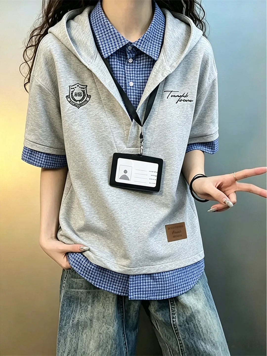 American College Style Short Sleeve Hoodie Unisex Summer Plaid Splicing Design High Level T-Shirt Casual Loose Fit Breathable