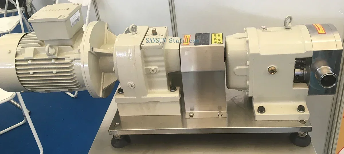 مضخة نقل الطعام الصحية 316L مضخة دوارة الفص مضخة دوارة عسل كهربائية عالية اللزوجة متوسطة الضغط العالي بدون محرك