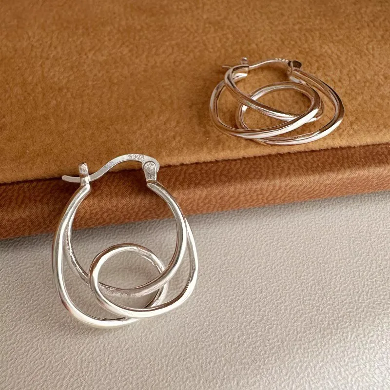 Foxanry خطوط غير منتظمة لف هوب أقراط للنساء التصميم الإبداعي شخصية عصرية بسيطة مزاجه مجوهرات الحفلات هدية