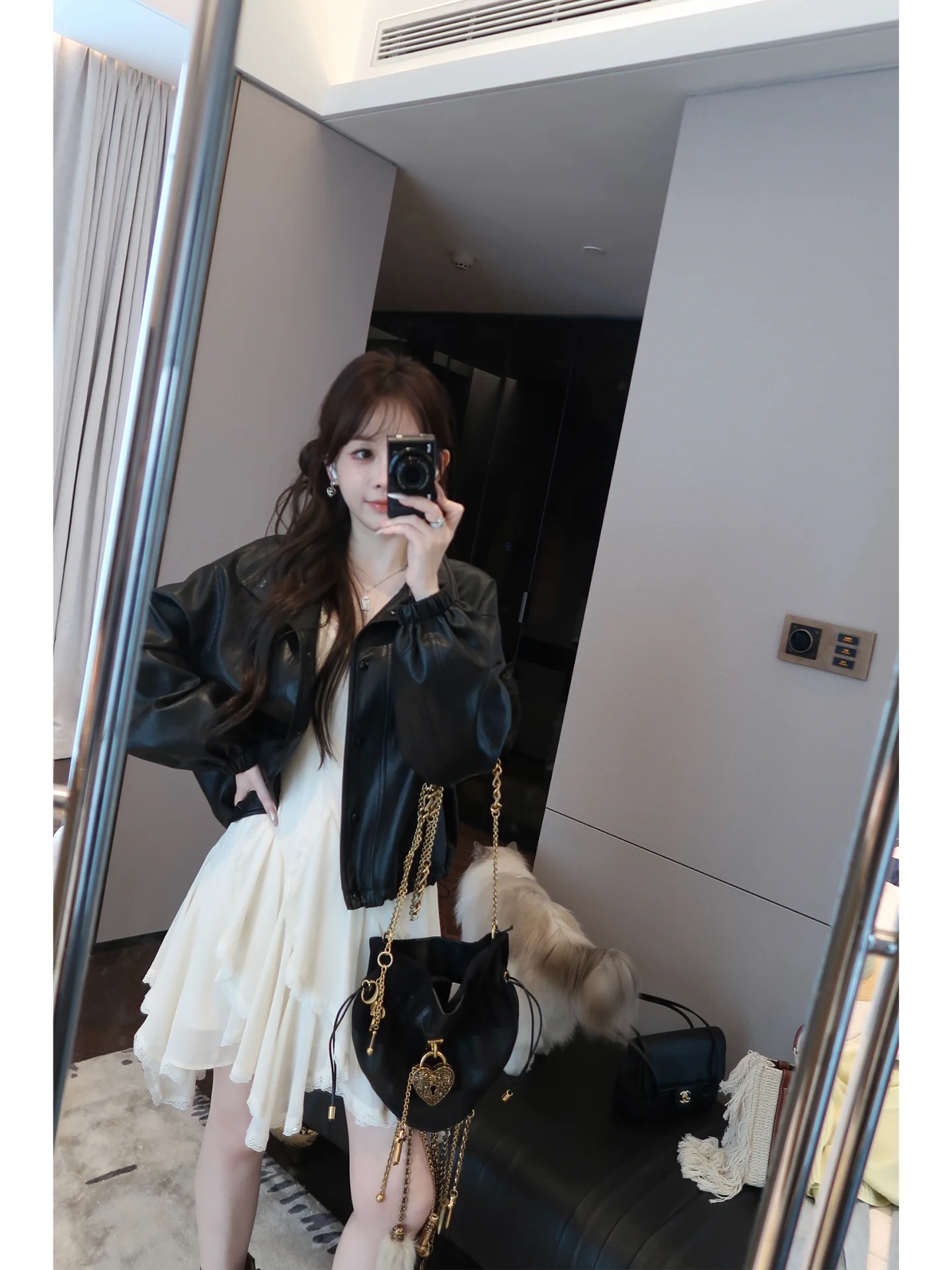 

Retro Stylish Short Sleeve Women's Leather Jacket Spring Autumn New Style Long Sleeve High-End Feeling Coat Daily Wear Waterp...