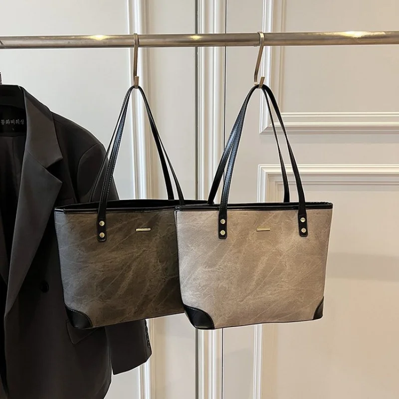 Hochwertige Damen-Umhängetasche aus Mikrofaser-Leder, Boasting Paris, hochwertiger Pendler, leicht, weich, täglicher Look ​