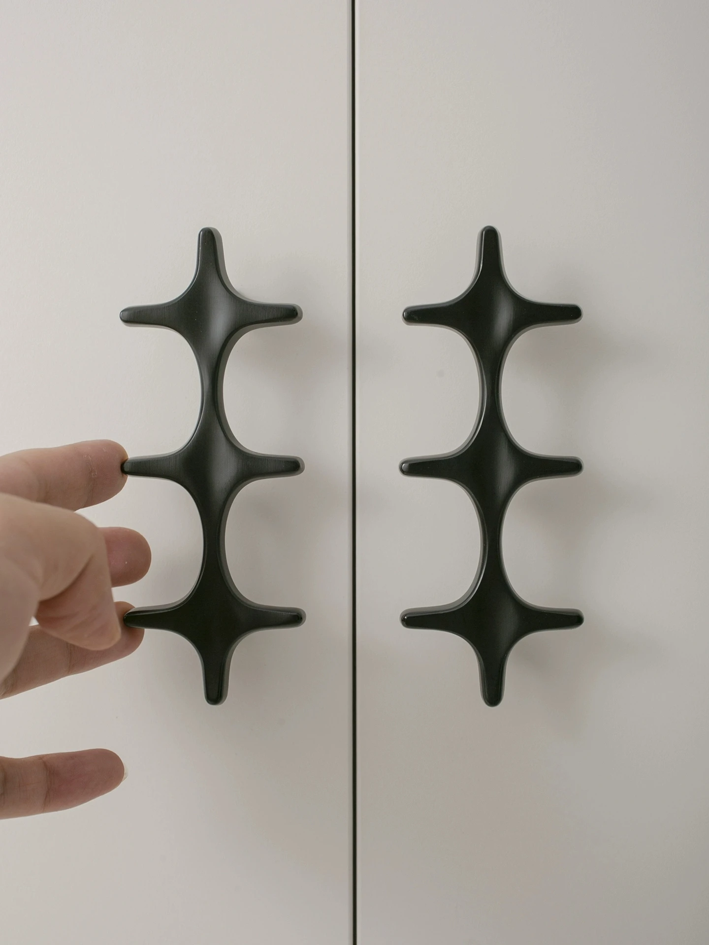 

Furniture Hardware Solid Brass Pulls Black/Copper Bedroom Wardrobe Door Handle Kitchen Cabinet Drawer Cross Handle And Knobs