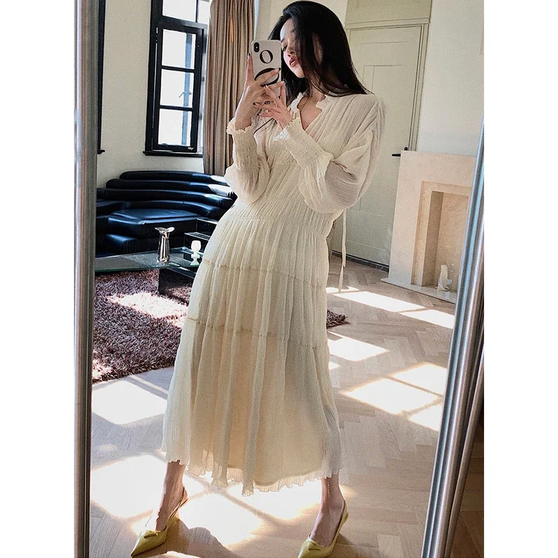 

Fairy V-neck Chiffon Dress Summer New Seaside Holiday Desert Large Swing Long Dress Long Sleeves Pleated Beach Dress for Women