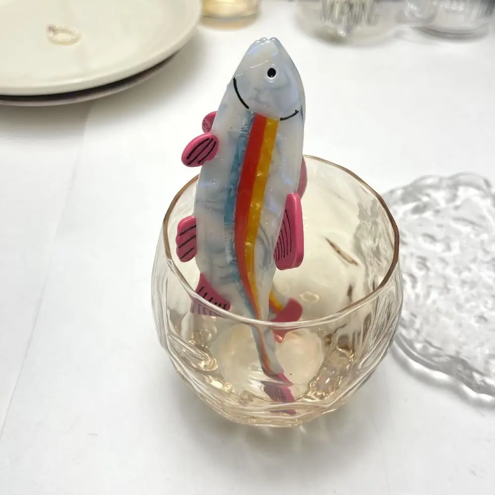 

Милая заколка для волос в виде океанских животных, уксусная кислота, креативная маленькая рыбка, коготь для волос, аксессуары для волос, головные уборы в корейском стиле, геометрическая заколка в виде акулы