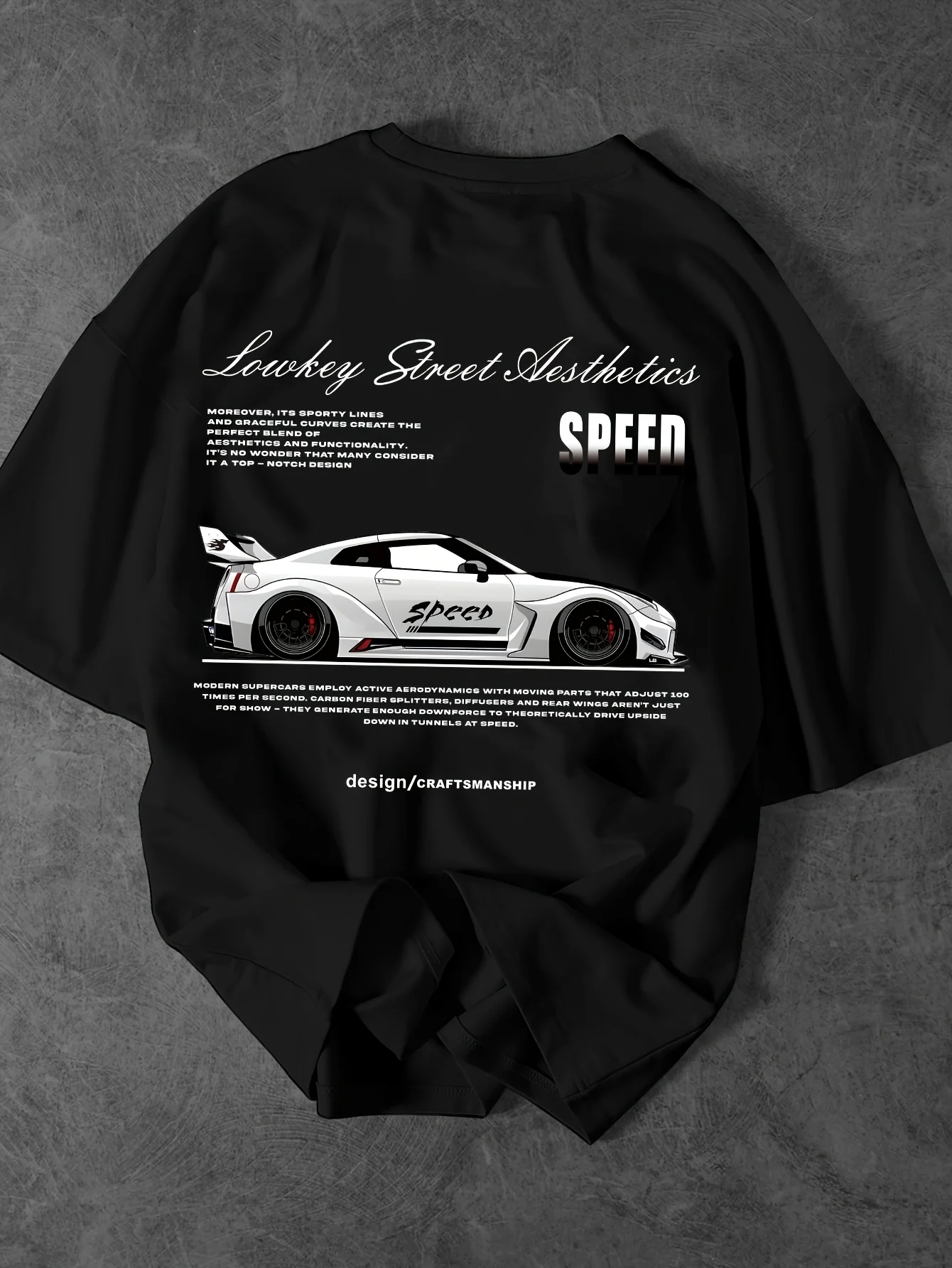 �Speed“ Lowrider-Sportwagen-Print auf hochwertigem, weichem Herren-T-Shirt aus 100 % Baumwolle, perfekt für Sommer-Events der Autokultur – Detail 3