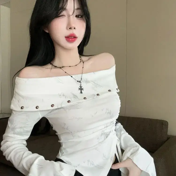 Slim-Fit Drawstring T-Shirt Early Autumn New White Shirt Chic Versatile Sexy Y2k Off-The-Shoulder Long-Sleeved T-Shirt Female