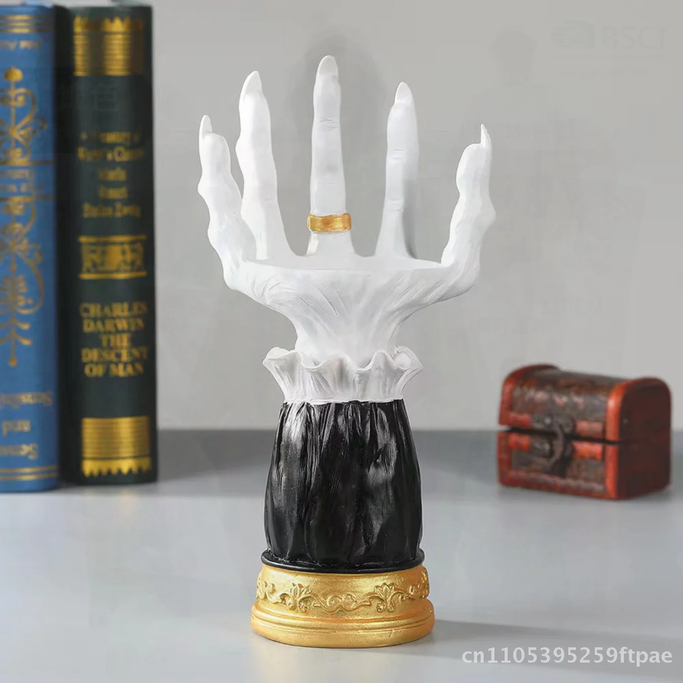 Halloween Resin Witch Hand Candlestick Shelf Tray Eco-Friendly Addams Family Hand Decoration Basketball Stand Wholesale