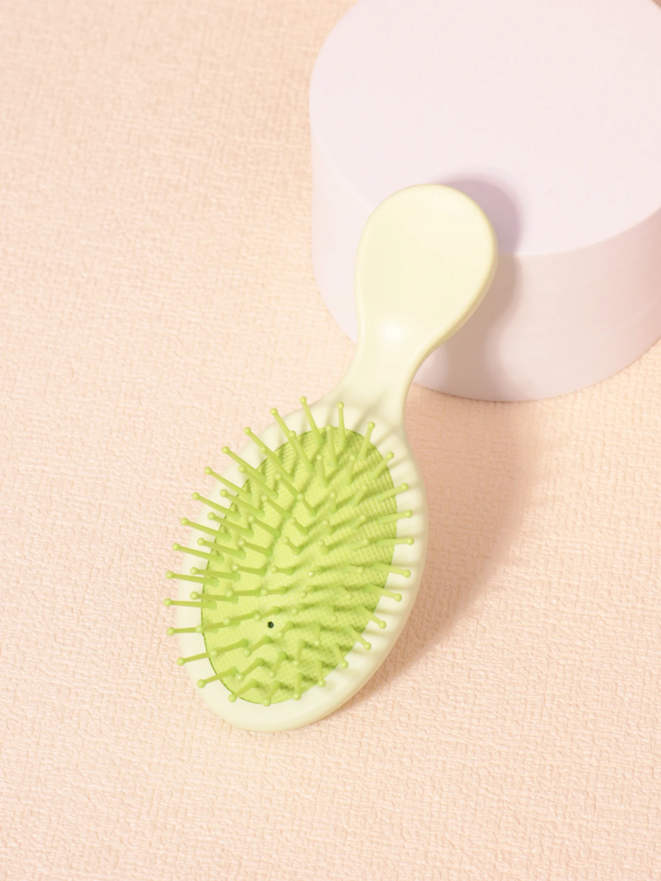 مشط شعر لطيف قطعة واحدة، مادة PP، مشط وسادة هوائية دائري لطيف، مشط تدليك بلون الحلوى، خاص للشعر المستعار الحقيقي