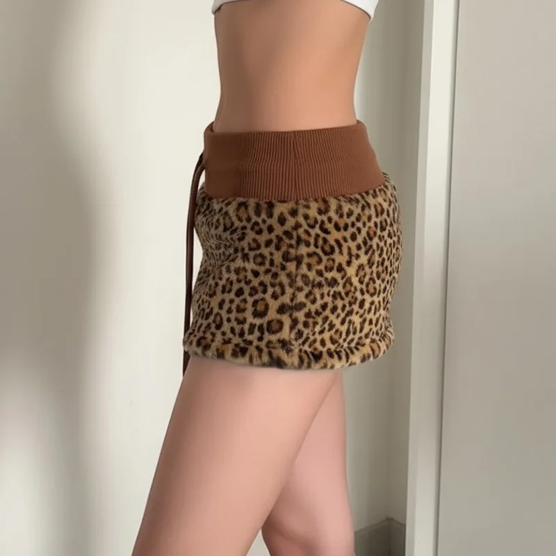 Y2K Spice Girl Gonna corta con lacci con fiocco e stampa leopardata Gonna a vita bassa moda autunno e inverno da donna