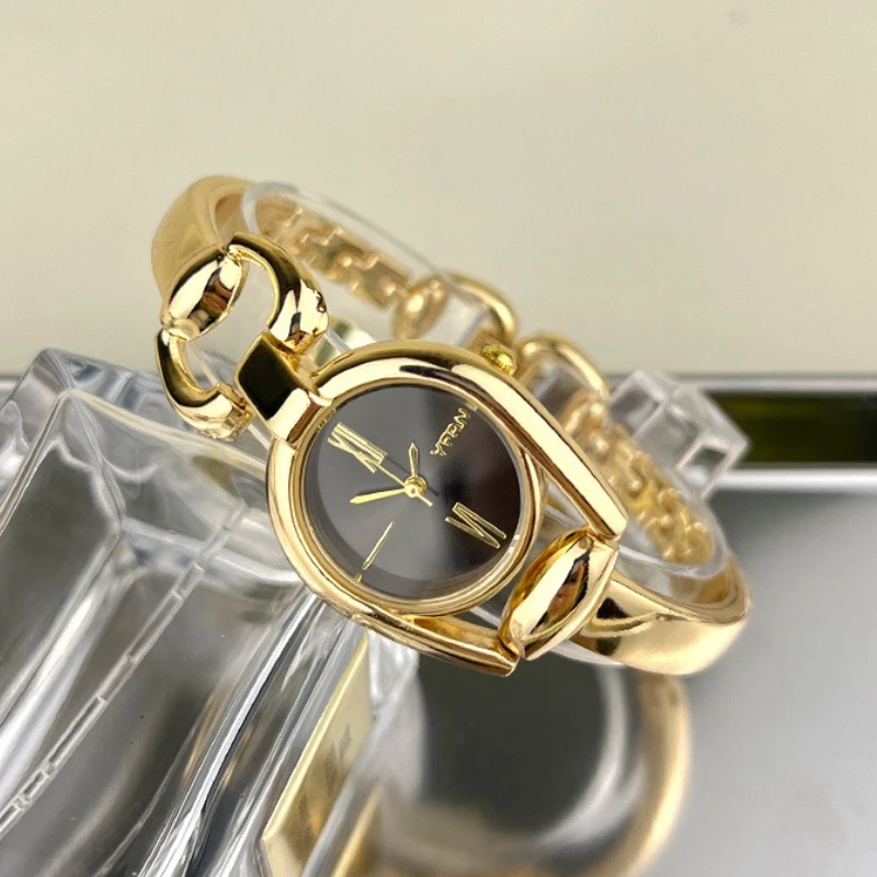 

Exquisite Ladies Wristwatch Casual Small Dial Alloy Strap Ladies Clock Festival Gift Valentine's Day Montre Femme Reloj Mujer