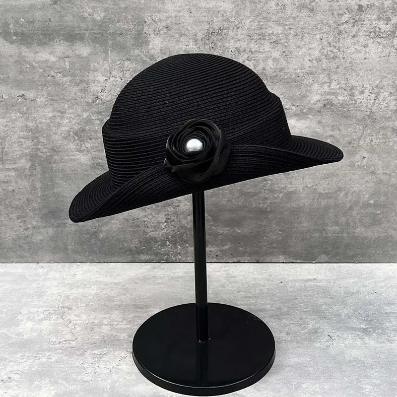 New Arrived Summer Elegant Woven Straw Hat Franch Light Luxury Hepburn Style ROSE Basin Hat Women Beach Holiday Sunshade Sun Hat