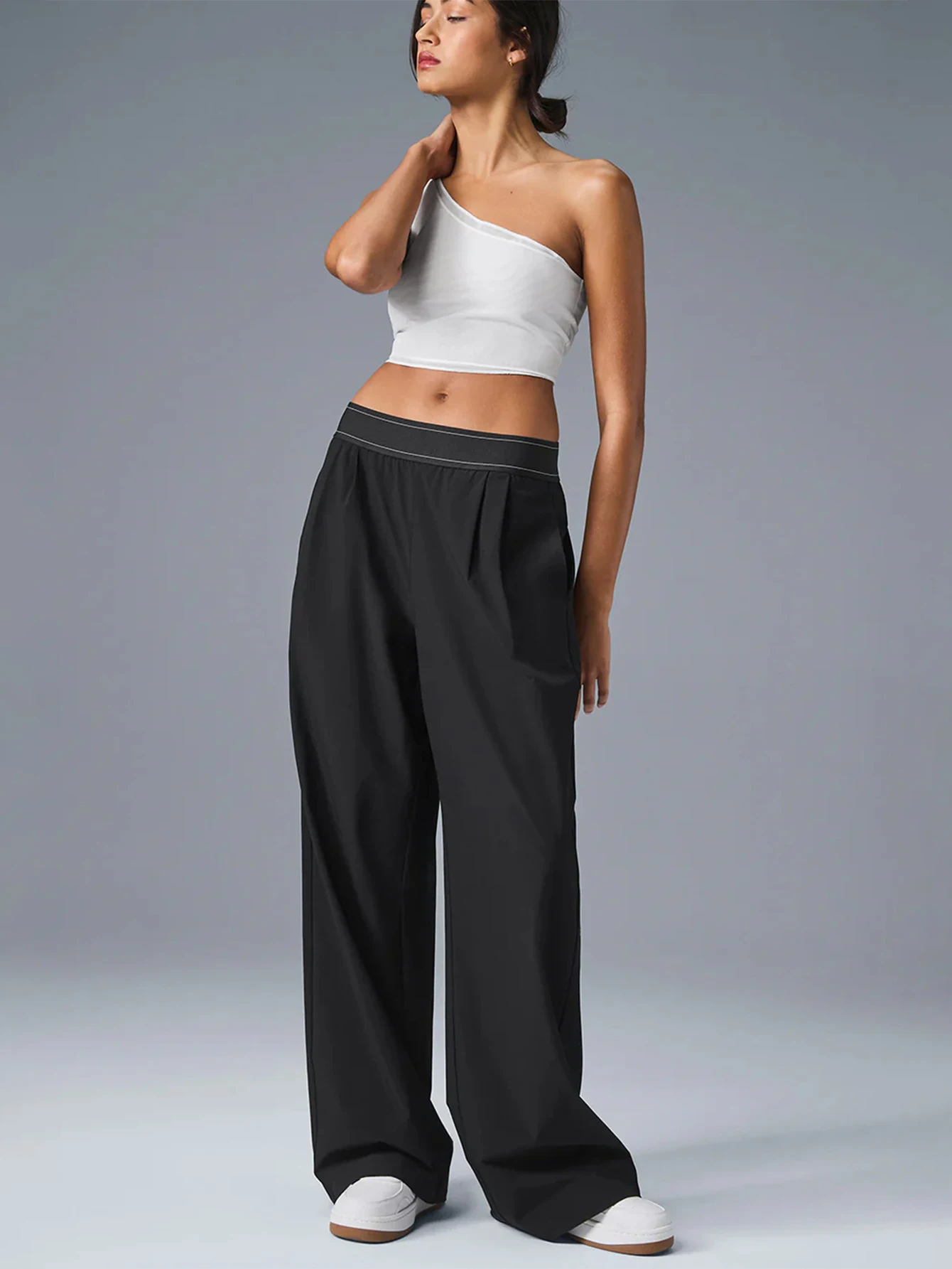 Damen Leichte Schnelltrocknende Weite Sporthose Elastische Hochbund-Faltenhose mit Taschen Locker Sitzende Trainingshose – Detail 3