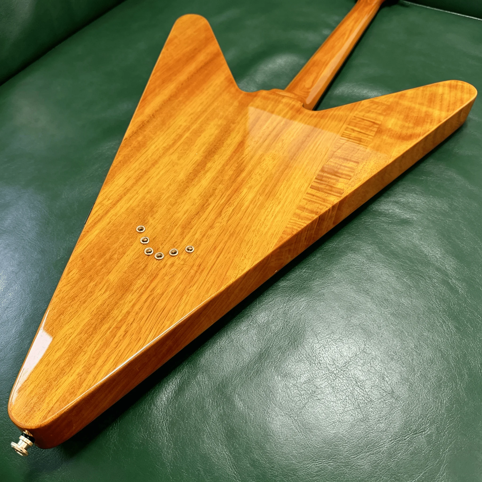 US Warehouse Natural Amber Flying V Electric Guitar Vintage White Pickguard HH Gold Hardware Heavy Metal Guitar Free Shipping view 6