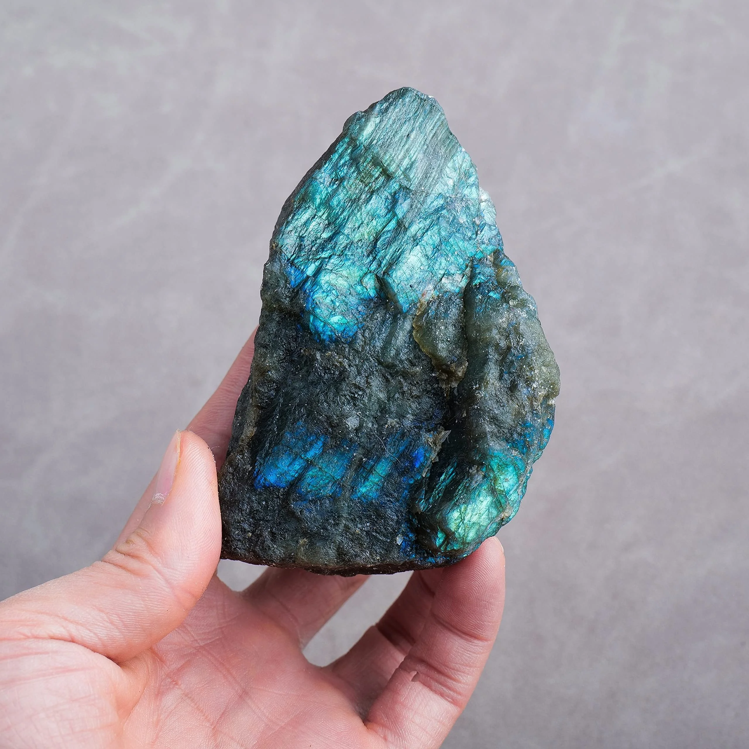1pc Natural Labradorite Specimen with Strong Blue Light Iridescence | Elegant Mineral Specimen, Metallic Sheen