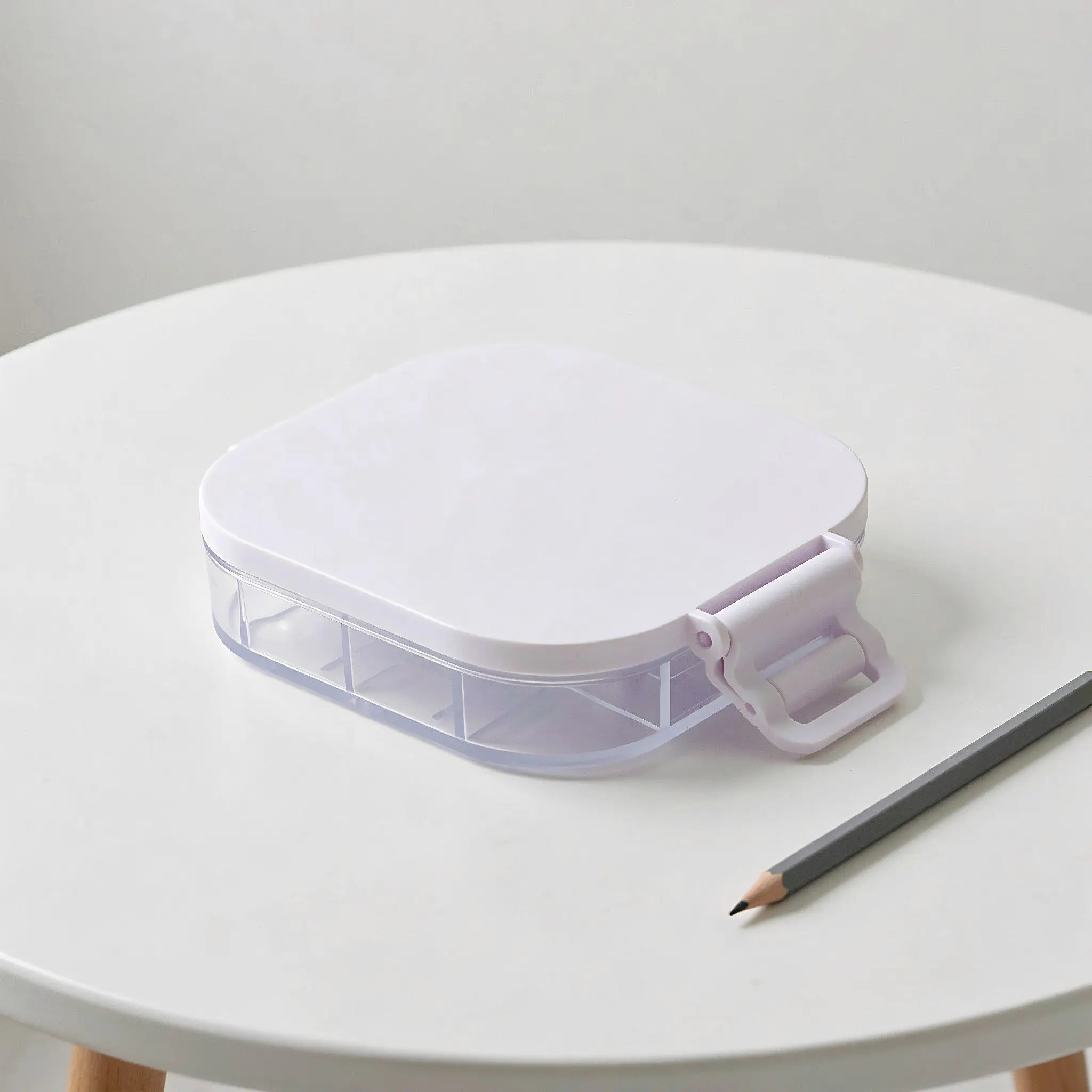 Portable Watercolor Paint Storage Box Transparent Airtight Palette Wells 3X3 5X1 Inch Artist