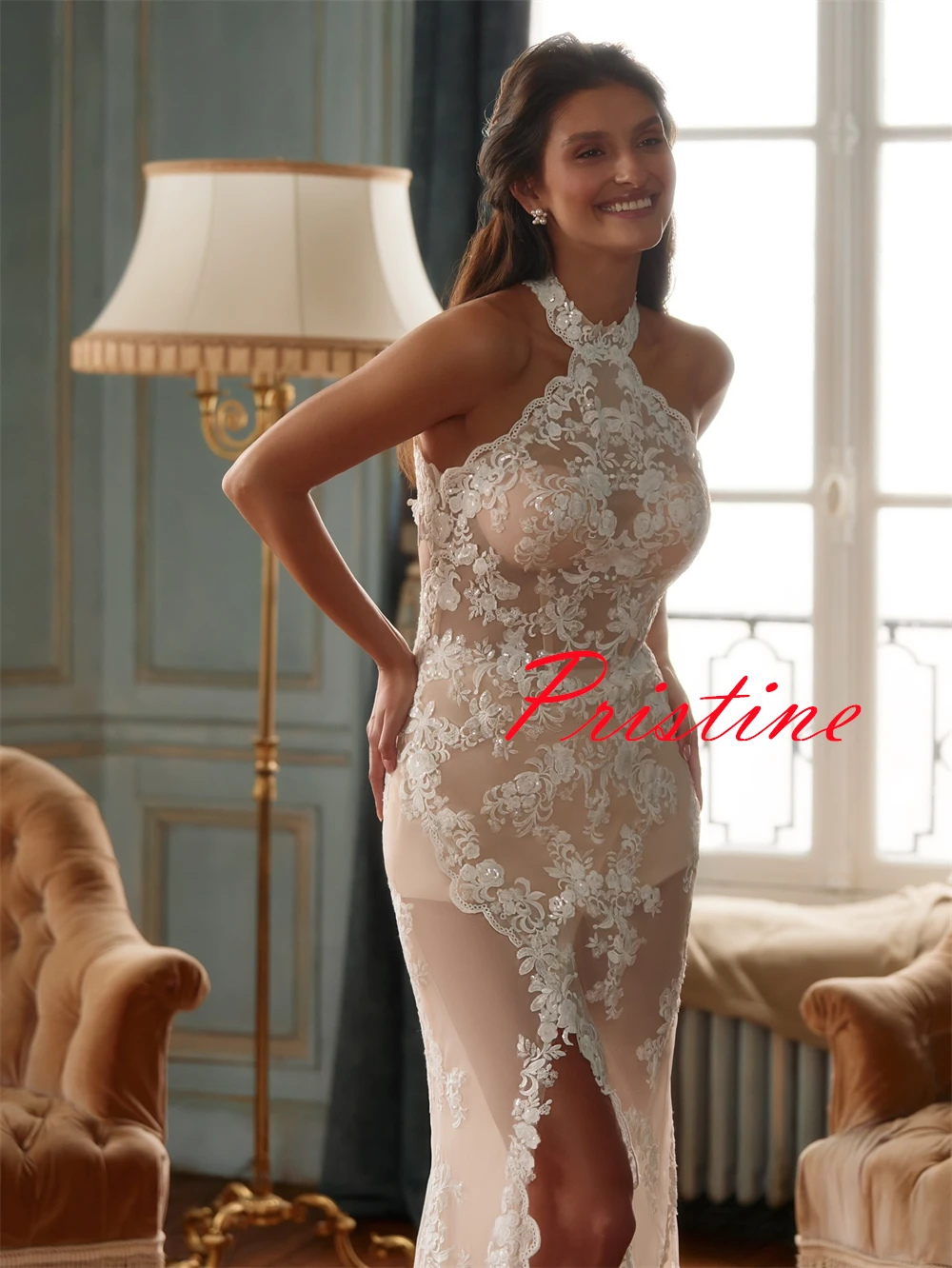 Maßgeschneiderte weiße Chiffon-Brautkleider, Temperament, Neckholder, ärmelloses Hochzeitskleid, Kapellenschleppe, Reißverschluss hinten, Meerjungfrauenkleid